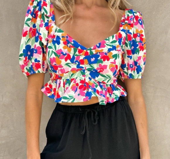 Altar'd State Tops - NWT Altar'd State Floral Puff Sleeve Crop Top Shirt Women's Size Small S
